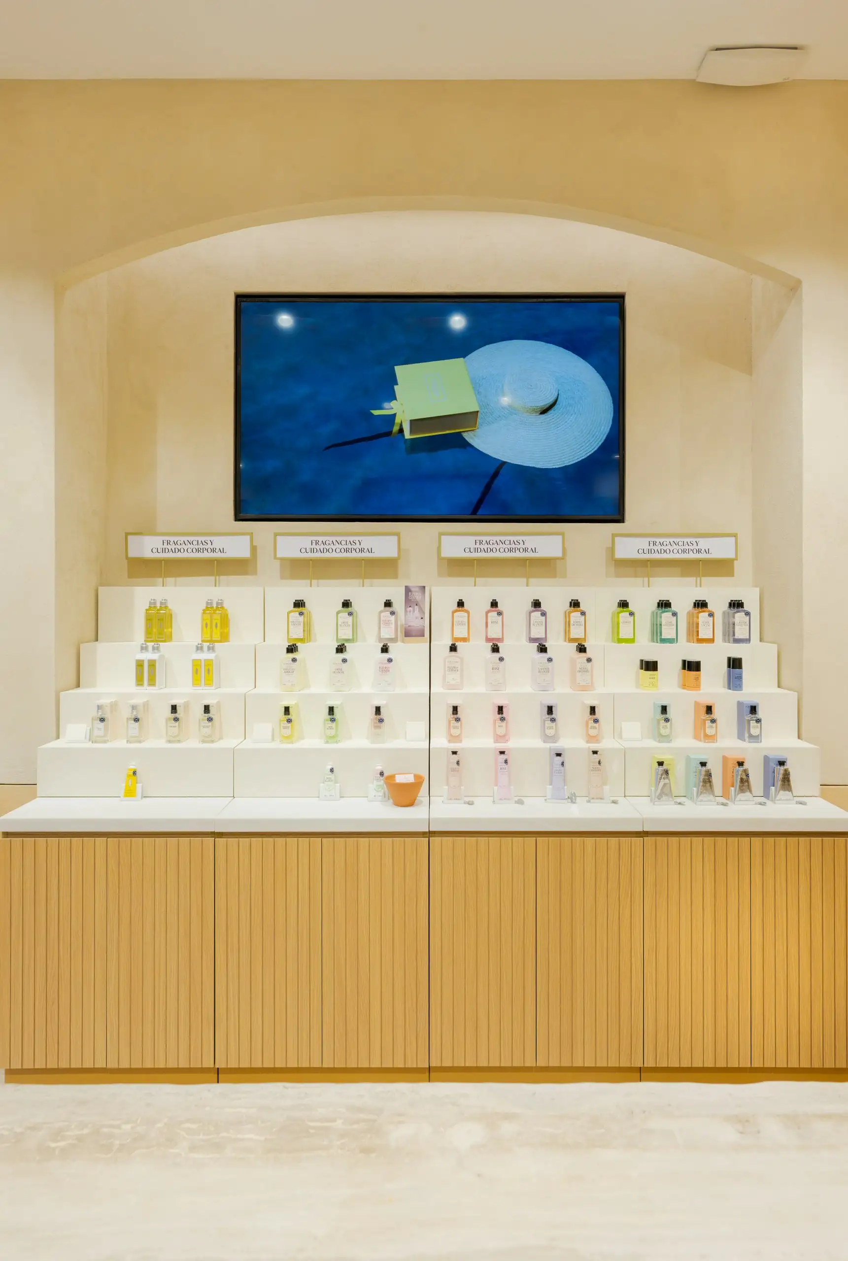 L'Occitane — foto 1