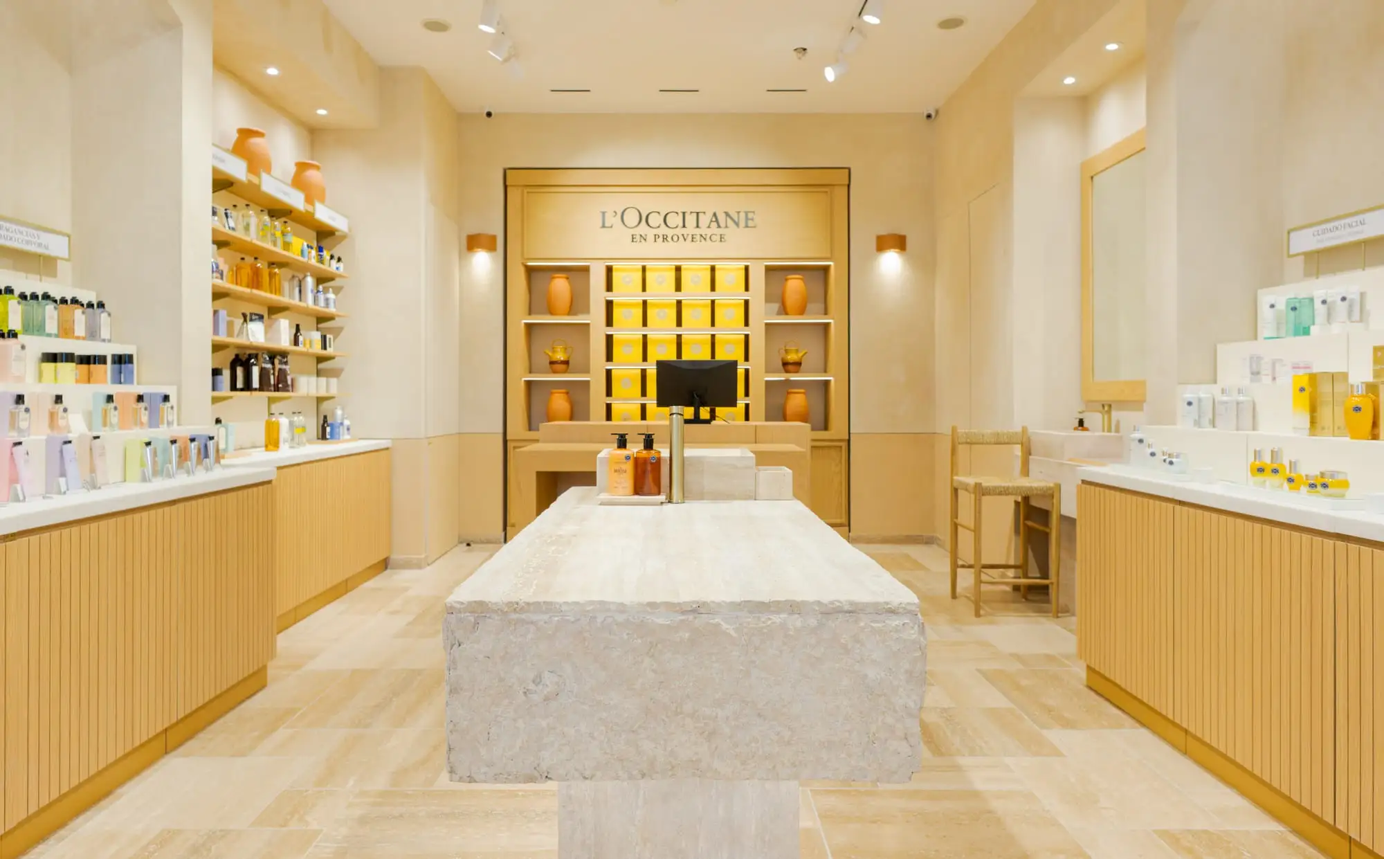 L'Occitane — foto 11
