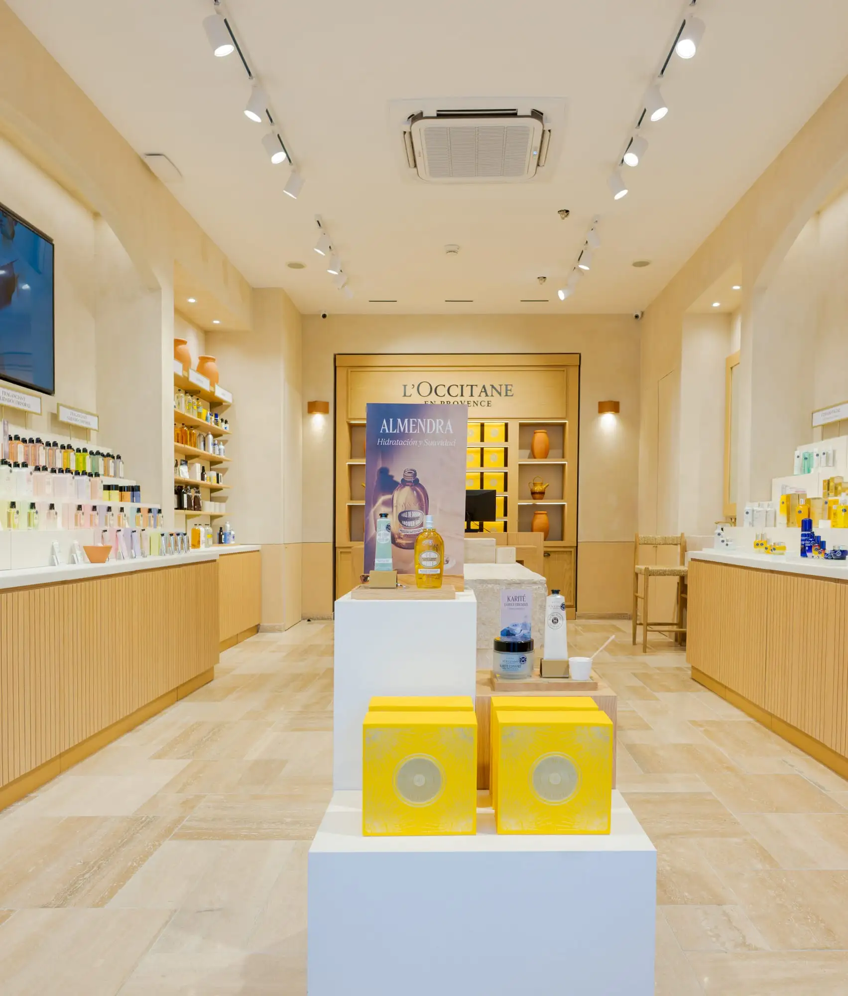 L'Occitane — foto 12