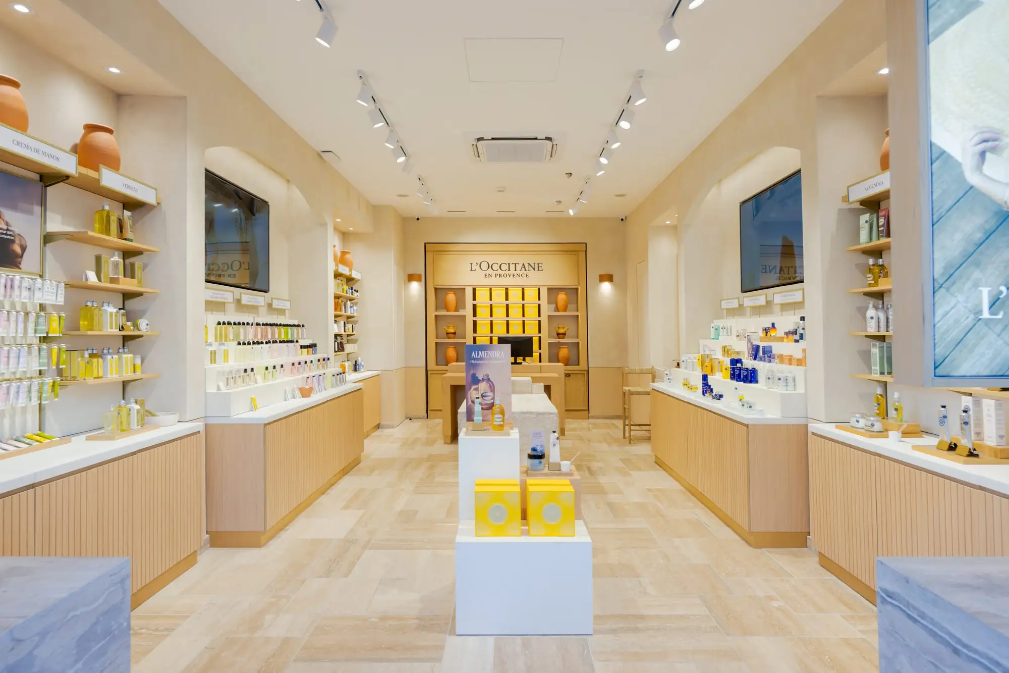 L'Occitane — foto 18